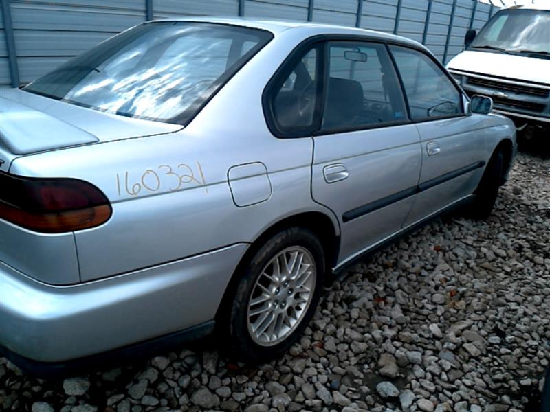 https://f005.backblazeb2.com/file/img-partshotlines-com/Inventory/EX465/Vehicle/35423_12.jpg