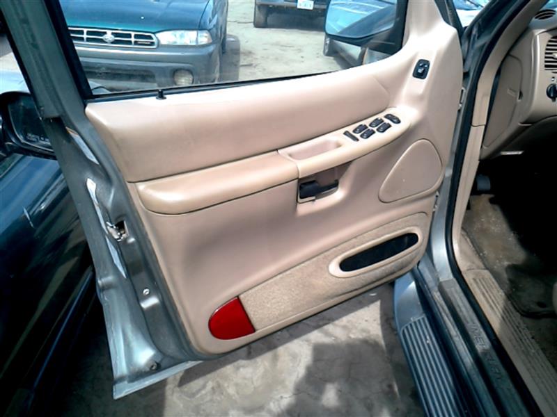 https://f005.backblazeb2.com/file/img-partshotlines-com/Inventory/EX465/Vehicle/35634_06.jpg