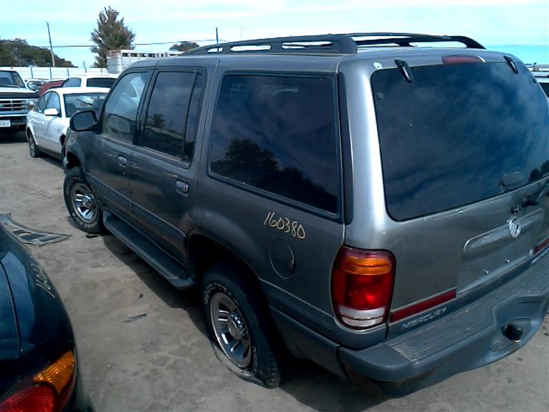 https://f005.backblazeb2.com/file/img-partshotlines-com/Inventory/EX465/Vehicle/35634_10.jpg