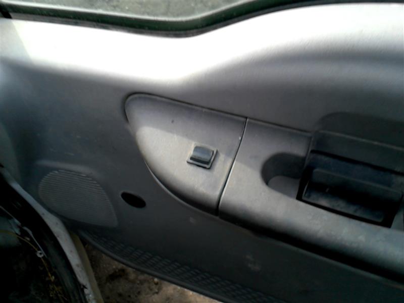 https://f005.backblazeb2.com/file/img-partshotlines-com/Inventory/EX465/Vehicle/36718_11.jpg
