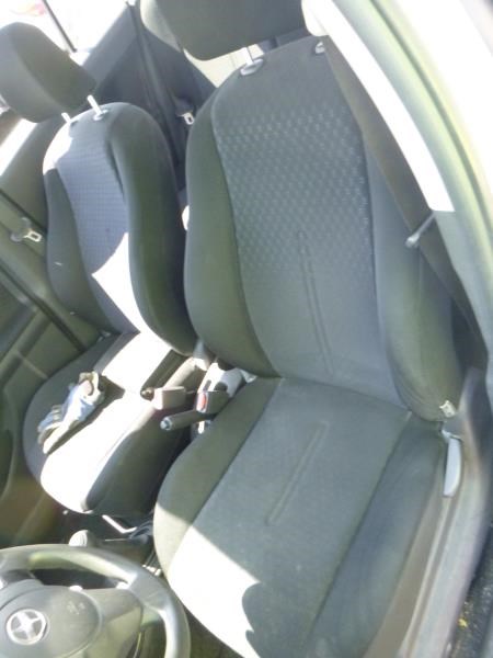 https://f005.backblazeb2.com/file/img-partshotlines-com/Inventory/EX465/Vehicle/40552_11.jpg