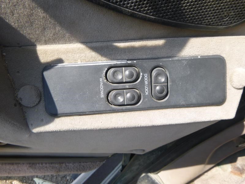 https://f005.backblazeb2.com/file/img-partshotlines-com/Inventory/EX465/Vehicle/40827_07.jpg