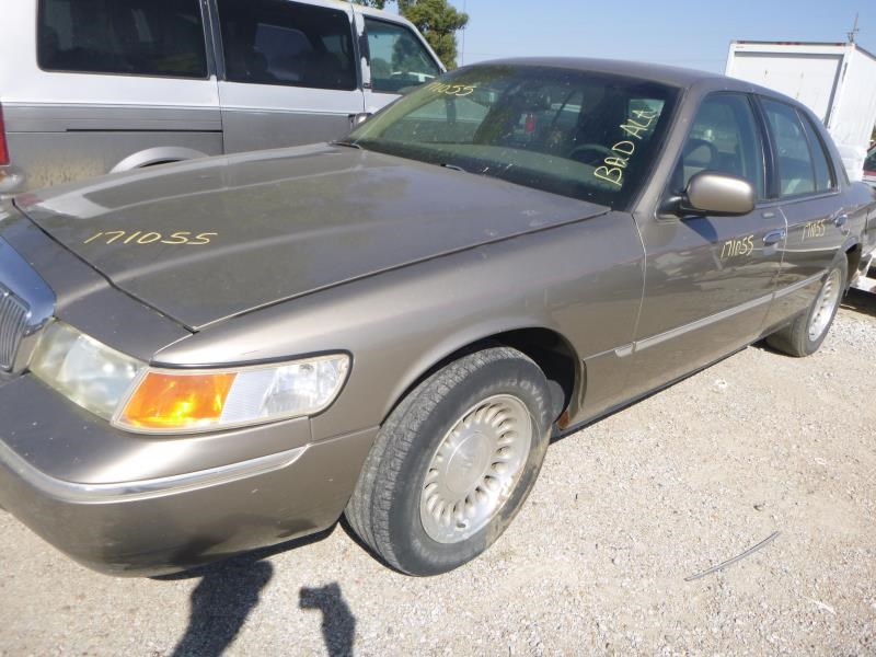 https://f005.backblazeb2.com/file/img-partshotlines-com/Inventory/EX465/Vehicle/40926_06.jpg