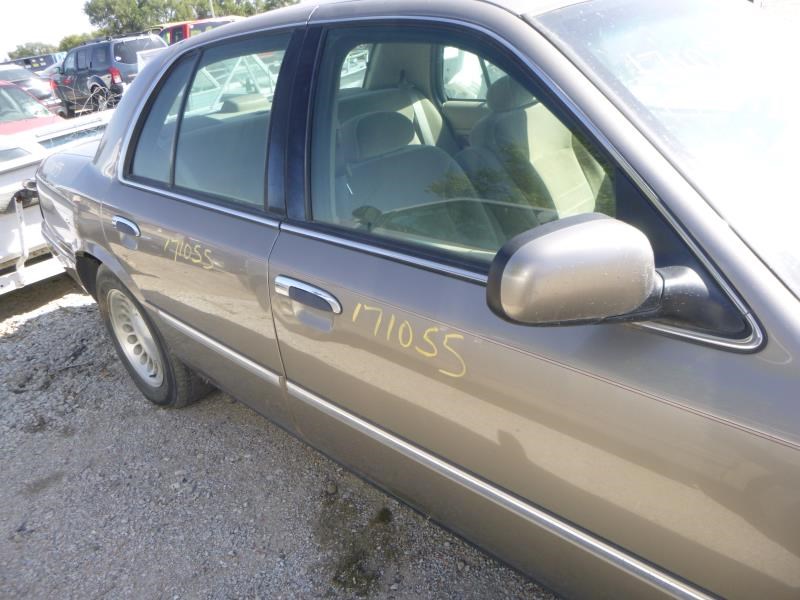 https://f005.backblazeb2.com/file/img-partshotlines-com/Inventory/EX465/Vehicle/40926_07.jpg