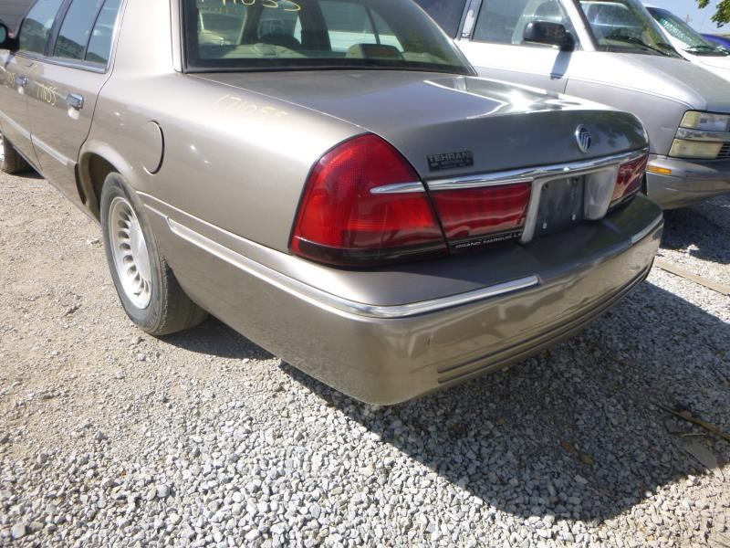 https://f005.backblazeb2.com/file/img-partshotlines-com/Inventory/EX465/Vehicle/40926_10.jpg