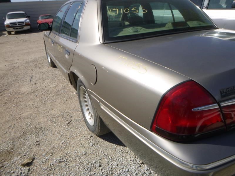 https://f005.backblazeb2.com/file/img-partshotlines-com/Inventory/EX465/Vehicle/40926_12.jpg
