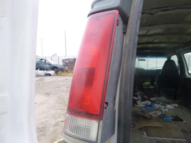 https://f005.backblazeb2.com/file/img-partshotlines-com/Inventory/EX465/Vehicle/41488_12.jpg