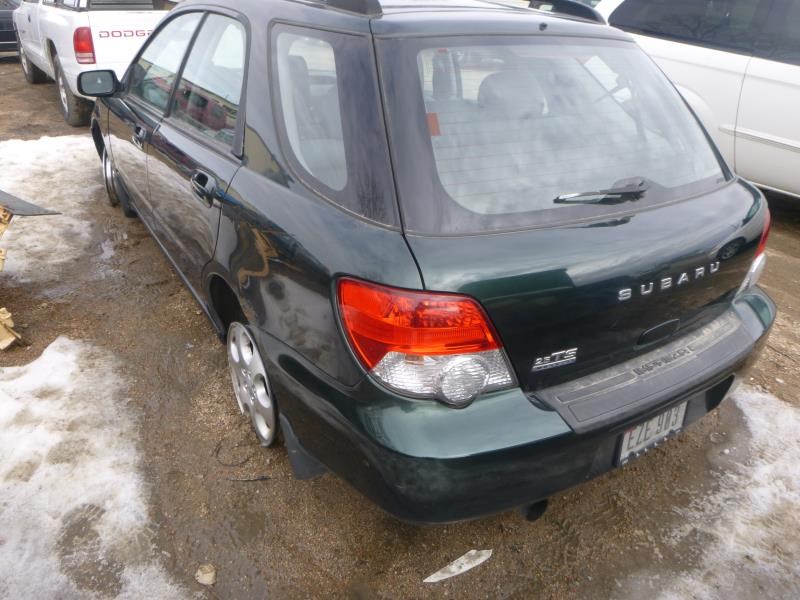 https://f005.backblazeb2.com/file/img-partshotlines-com/Inventory/EX465/Vehicle/41965_12.jpg