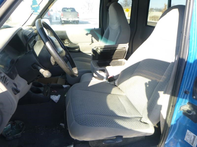 https://f005.backblazeb2.com/file/img-partshotlines-com/Inventory/EX465/Vehicle/42204_10.jpg