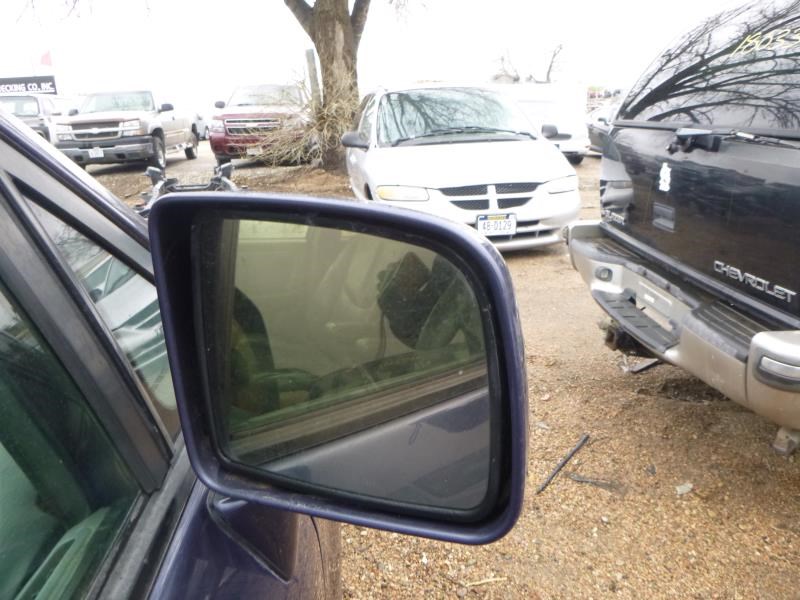 https://f005.backblazeb2.com/file/img-partshotlines-com/Inventory/EX465/Vehicle/42647_10.jpg