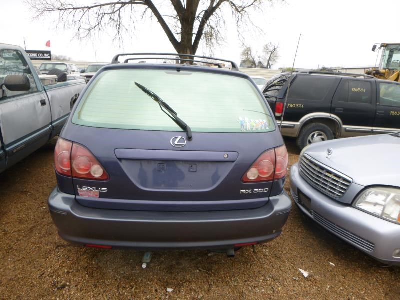 https://f005.backblazeb2.com/file/img-partshotlines-com/Inventory/EX465/Vehicle/42647_13.jpg
