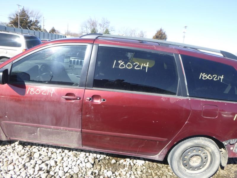 https://f005.backblazeb2.com/file/img-partshotlines-com/Inventory/EX465/Vehicle/42727_11.jpg