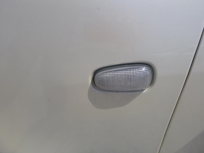 https://f005.backblazeb2.com/file/img-partshotlines-com/Inventory/EX465/Vehicle/44648_11.jpg