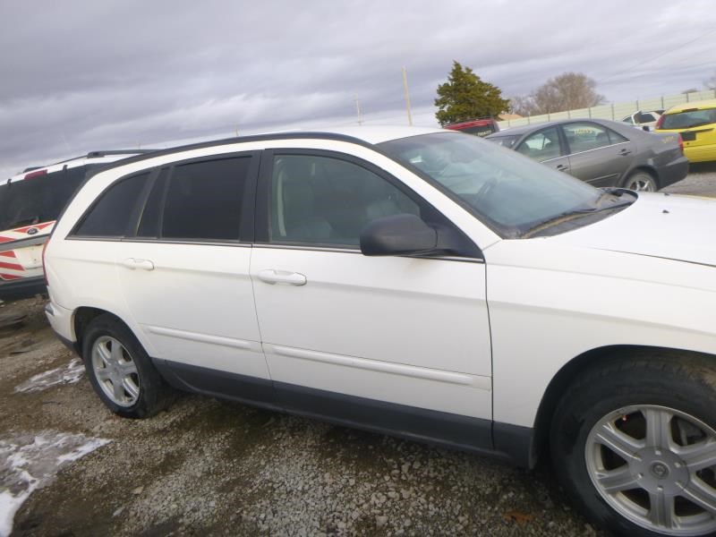 https://f005.backblazeb2.com/file/img-partshotlines-com/Inventory/EX465/Vehicle/45828_11.jpg