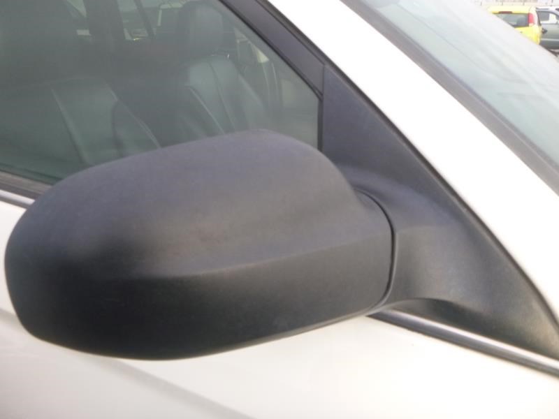 https://f005.backblazeb2.com/file/img-partshotlines-com/Inventory/EX465/Vehicle/45828_12.jpg