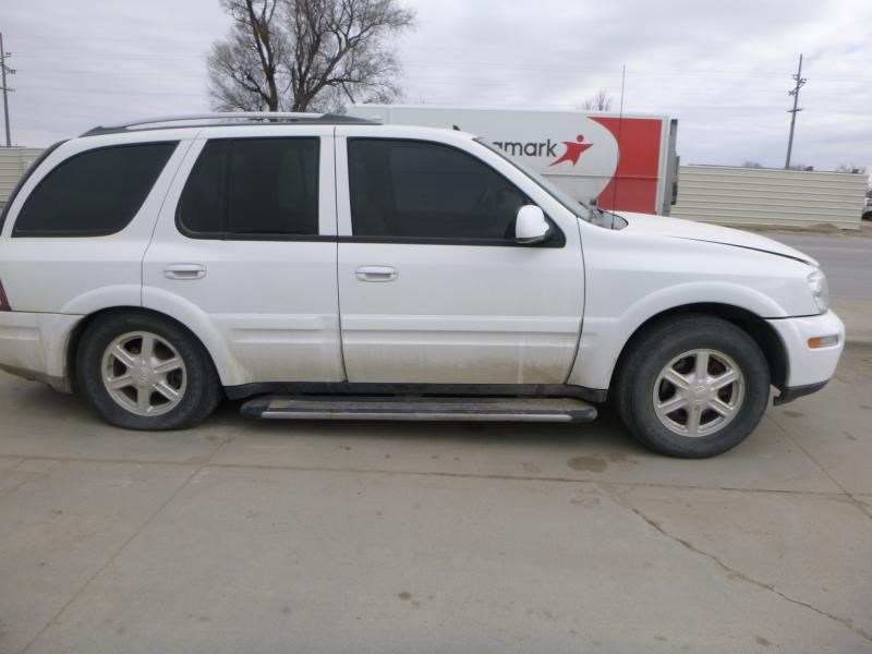 https://f005.backblazeb2.com/file/img-partshotlines-com/Inventory/EX465/Vehicle/46612_01.jpg