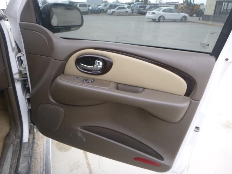 https://f005.backblazeb2.com/file/img-partshotlines-com/Inventory/EX465/Vehicle/46612_11.jpg