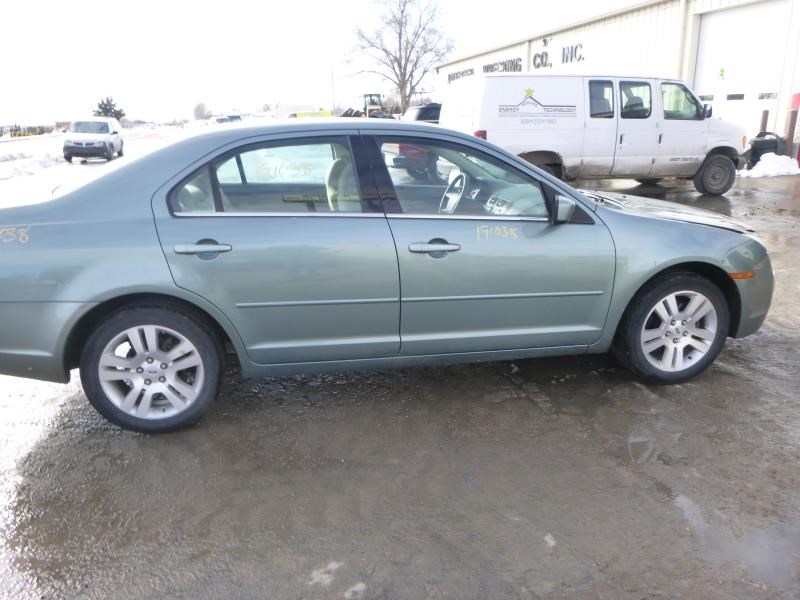 https://f005.backblazeb2.com/file/img-partshotlines-com/Inventory/EX465/Vehicle/50120_12.jpg