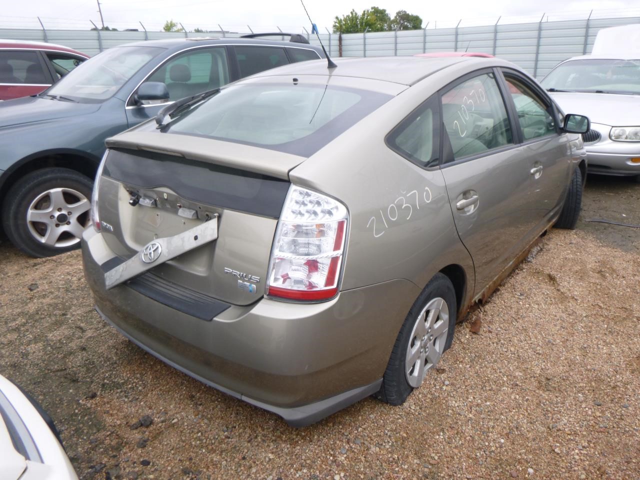 https://f005.backblazeb2.com/file/img-partshotlines-com/Inventory/EX465/Vehicle/55078_08.jpg