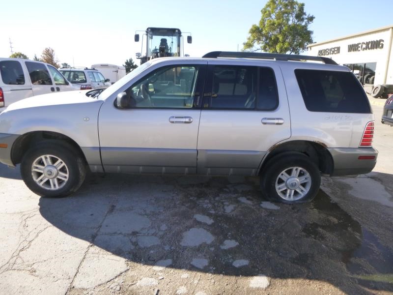 https://f005.backblazeb2.com/file/img-partshotlines-com/Inventory/EX465/Vehicle/55250_01.jpg