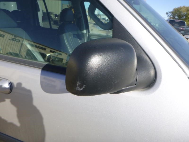 https://f005.backblazeb2.com/file/img-partshotlines-com/Inventory/EX465/Vehicle/55250_06.jpg