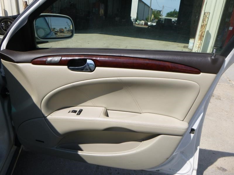 https://f005.backblazeb2.com/file/img-partshotlines-com/Inventory/EX465/Vehicle/56683_12.jpg