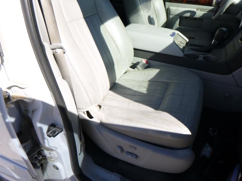 https://f005.backblazeb2.com/file/img-partshotlines-com/Inventory/EX465/Vehicle/56993_09.jpg