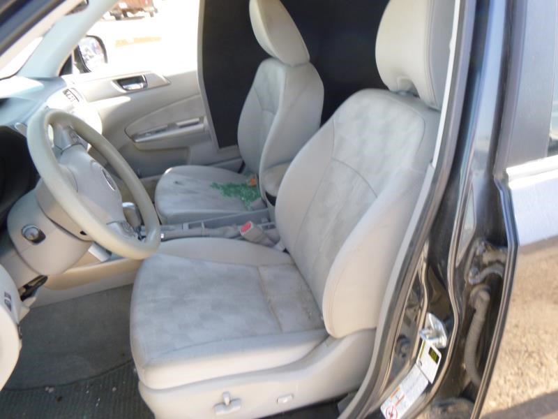 https://f005.backblazeb2.com/file/img-partshotlines-com/Inventory/EX465/Vehicle/58665_12.jpg