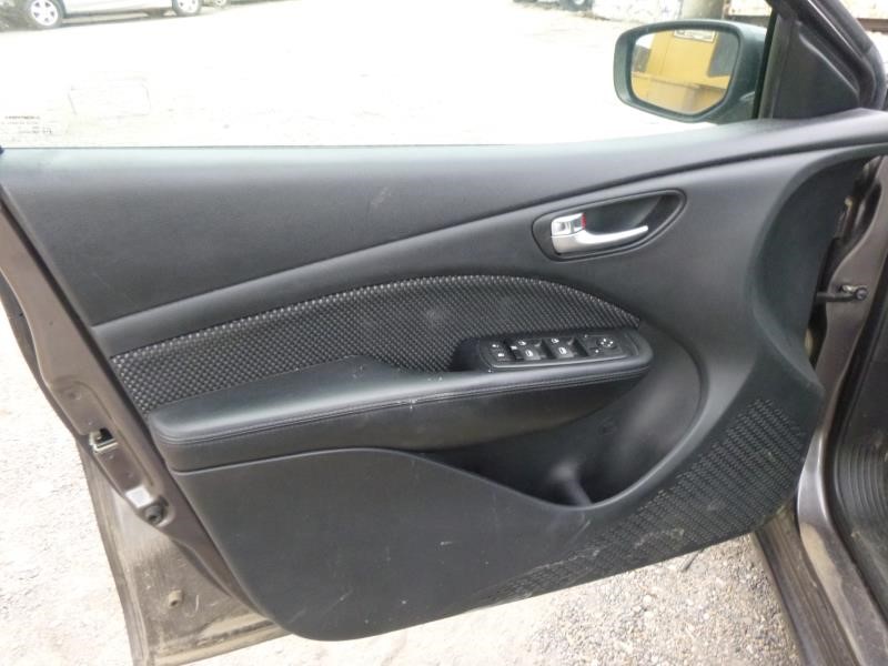 https://f005.backblazeb2.com/file/img-partshotlines-com/Inventory/EX465/Vehicle/59498_10.jpg