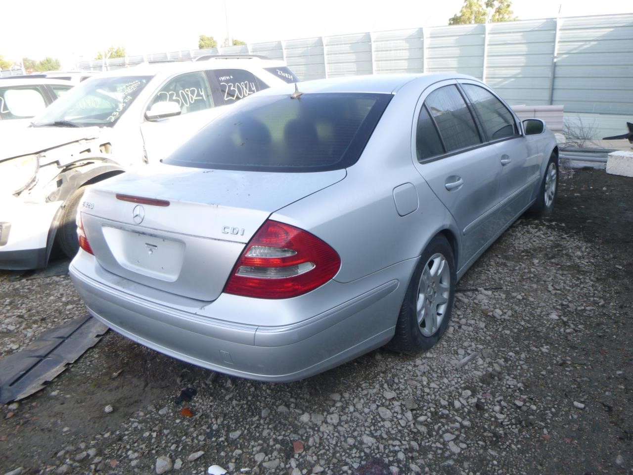 https://f005.backblazeb2.com/file/img-partshotlines-com/Inventory/EX465/Vehicle/59863_08.jpg