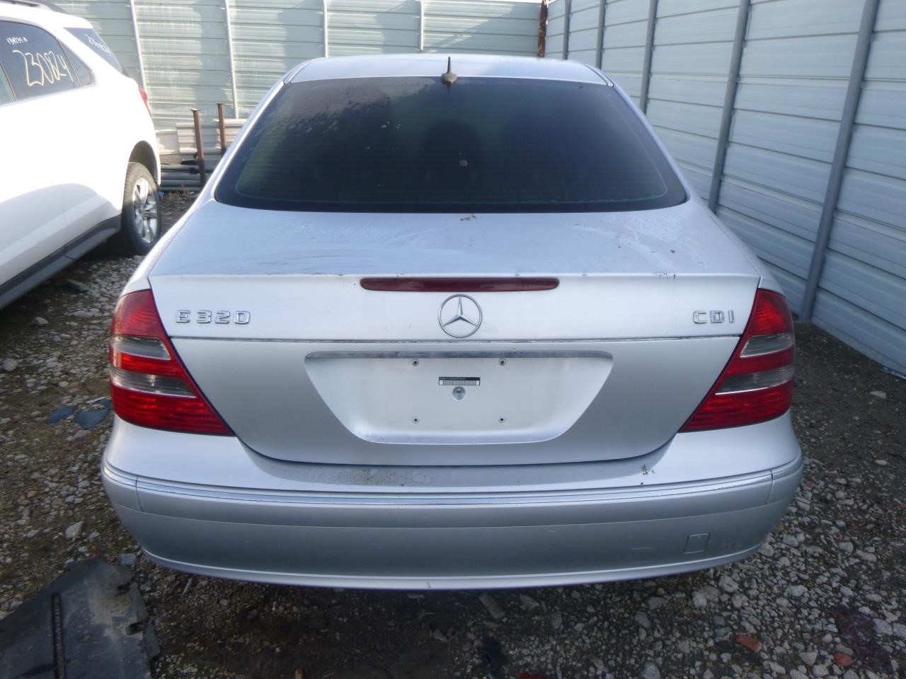 https://f005.backblazeb2.com/file/img-partshotlines-com/Inventory/EX465/Vehicle/59863_09.jpg