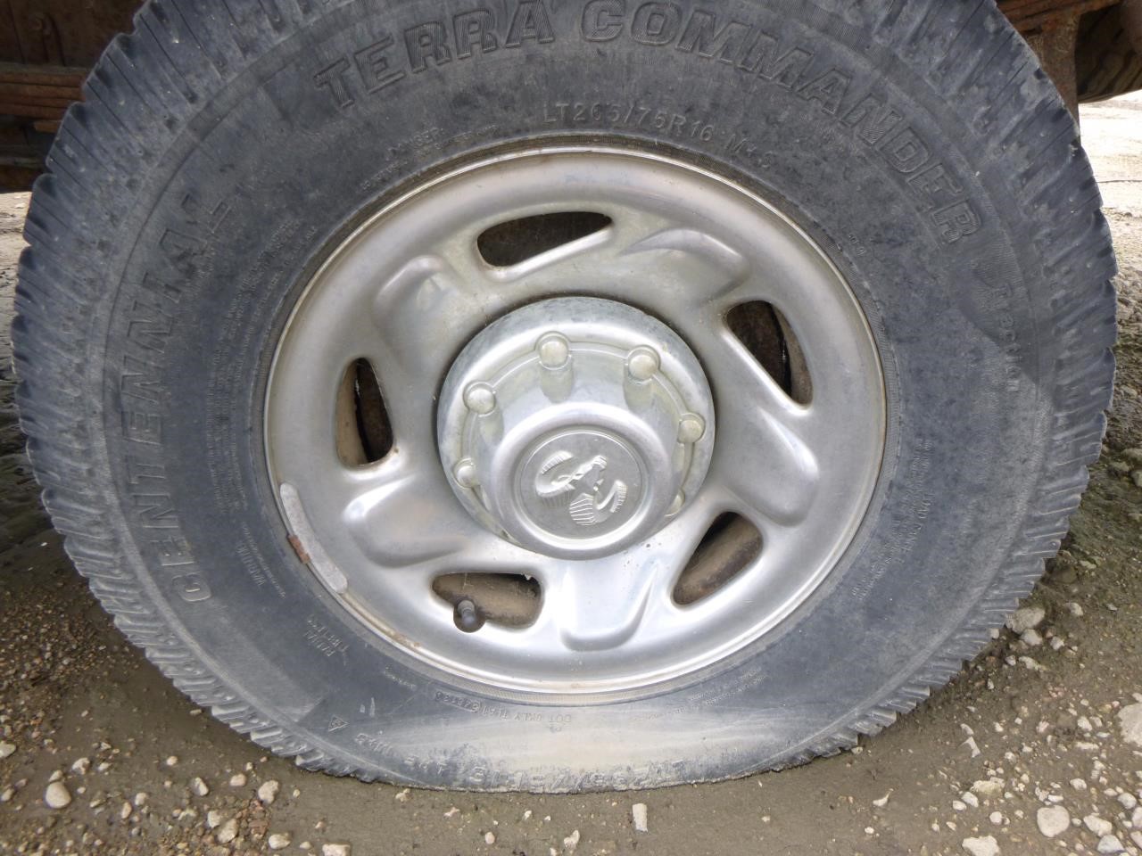 https://f005.backblazeb2.com/file/img-partshotlines-com/Inventory/EX465/Vehicle/60150_12.jpg