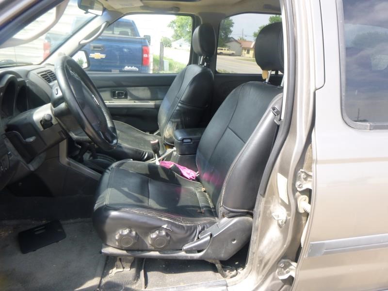https://f005.backblazeb2.com/file/img-partshotlines-com/Inventory/EX465/Vehicle/62683_12.jpg