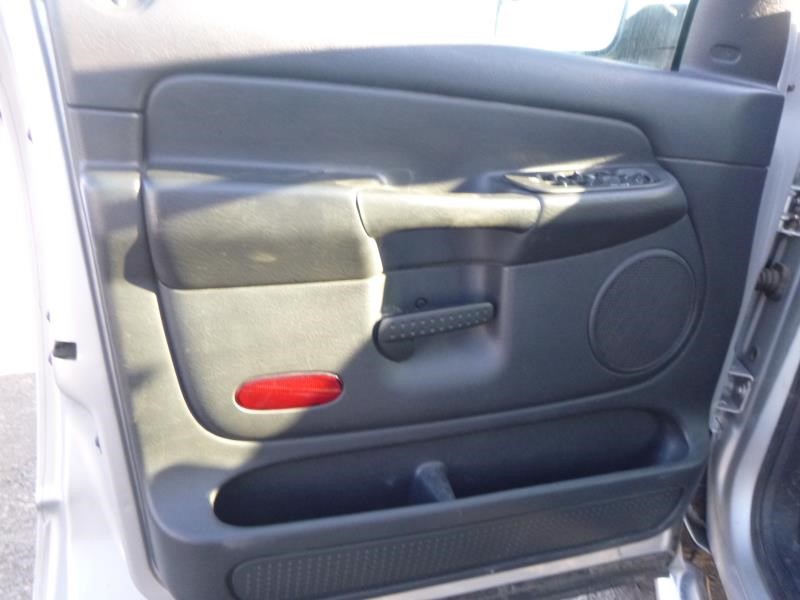 https://f005.backblazeb2.com/file/img-partshotlines-com/Inventory/EX465/Vehicle/66094_11.jpg