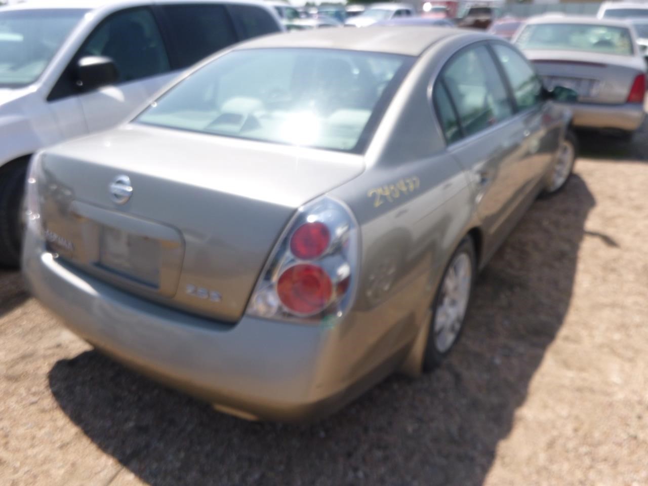 https://f005.backblazeb2.com/file/img-partshotlines-com/Inventory/EX465/Vehicle/67317_06.jpg