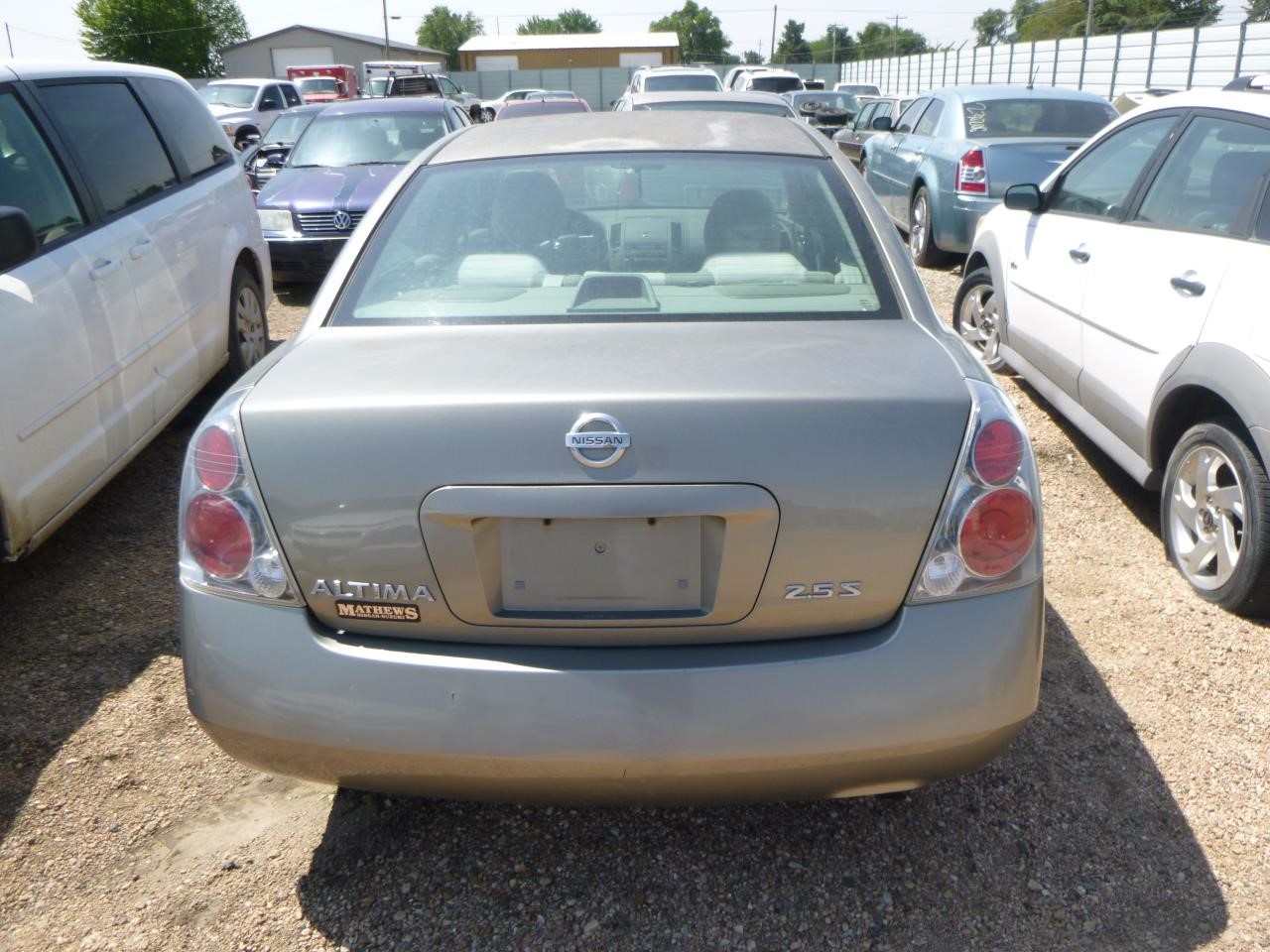 https://f005.backblazeb2.com/file/img-partshotlines-com/Inventory/EX465/Vehicle/67317_07.jpg