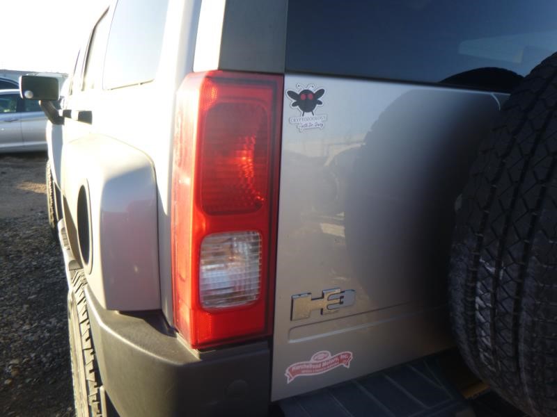 https://f005.backblazeb2.com/file/img-partshotlines-com/Inventory/EX465/Vehicle/67494_10.jpg