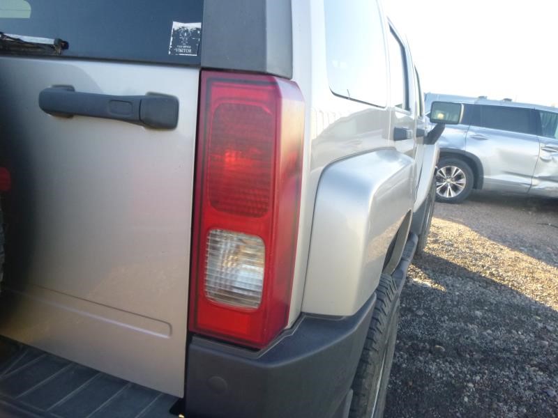 https://f005.backblazeb2.com/file/img-partshotlines-com/Inventory/EX465/Vehicle/67494_12.jpg