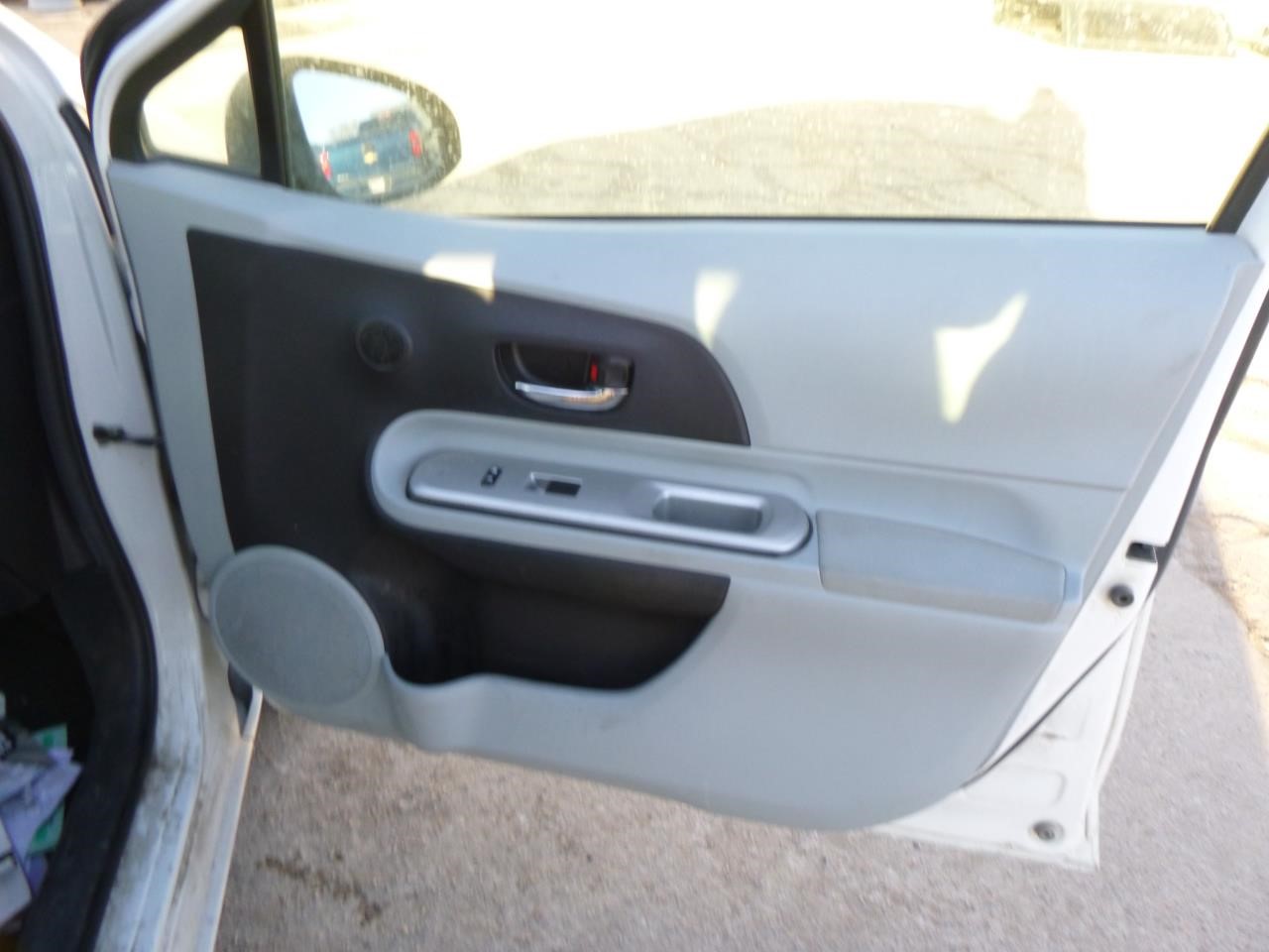 https://f005.backblazeb2.com/file/img-partshotlines-com/Inventory/EX465/Vehicle/67837_12.jpg