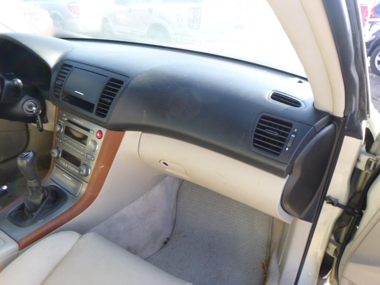 https://f005.backblazeb2.com/file/img-partshotlines-com/Inventory/EX465/Vehicle/68521_09.jpg