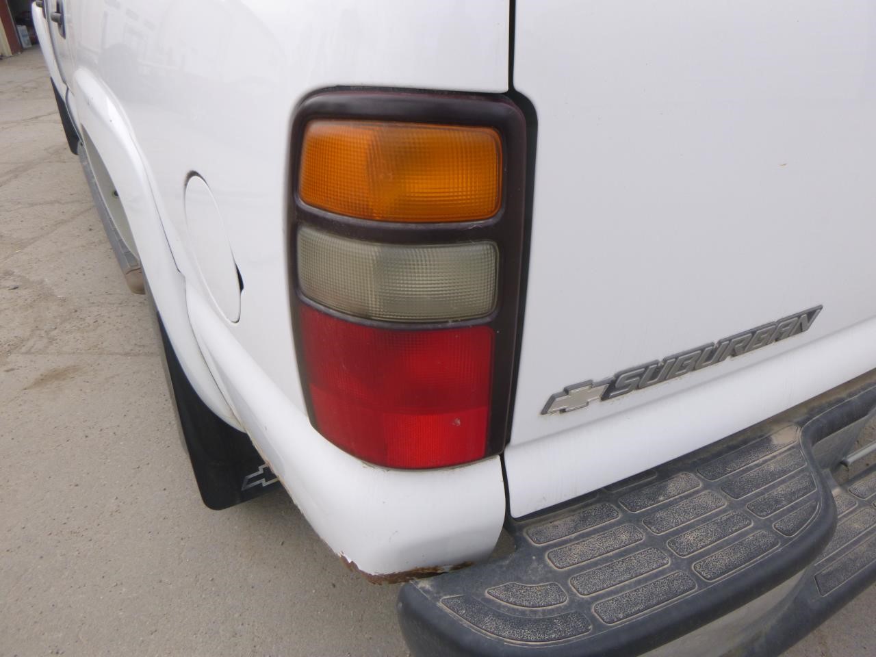 https://f005.backblazeb2.com/file/img-partshotlines-com/Inventory/EX465/Vehicle/69251_10.jpg