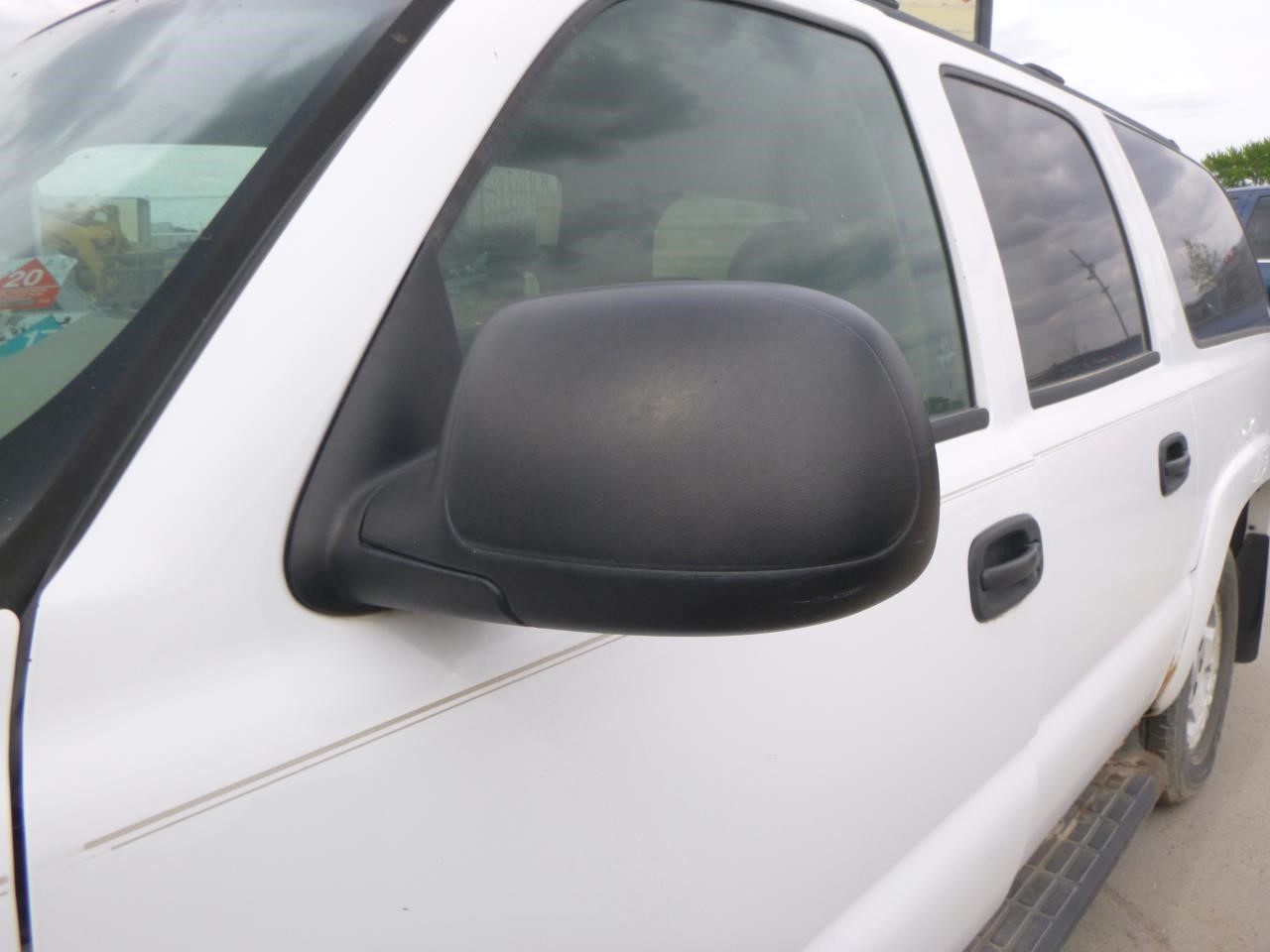 https://f005.backblazeb2.com/file/img-partshotlines-com/Inventory/EX465/Vehicle/69251_12.jpg