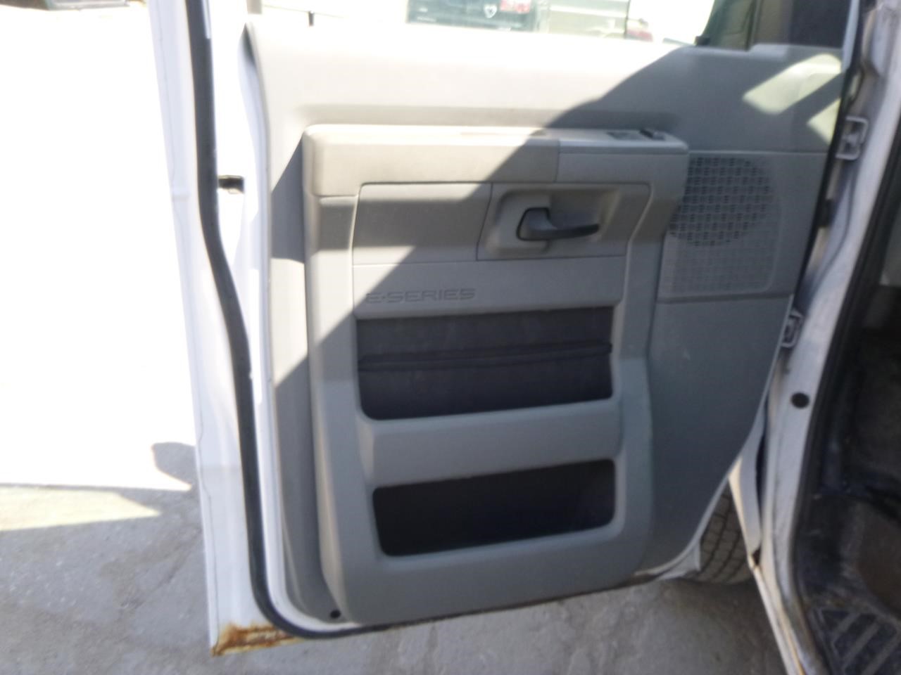 https://f005.backblazeb2.com/file/img-partshotlines-com/Inventory/EX465/Vehicle/69488_12.jpg