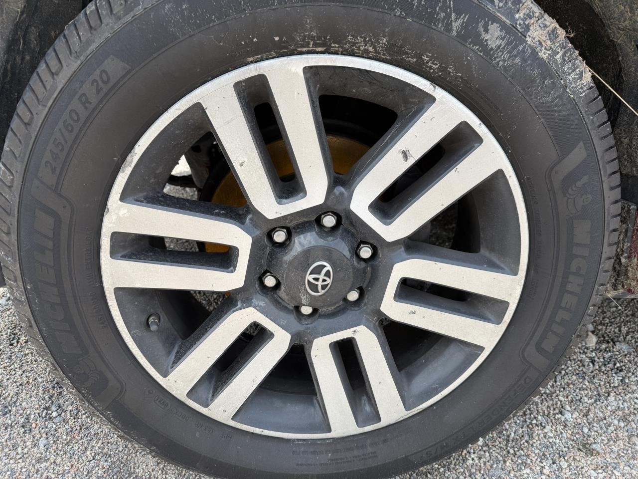 https://f005.backblazeb2.com/file/img-partshotlines-com/Inventory/EX465/Vehicle/69540_10.jpg