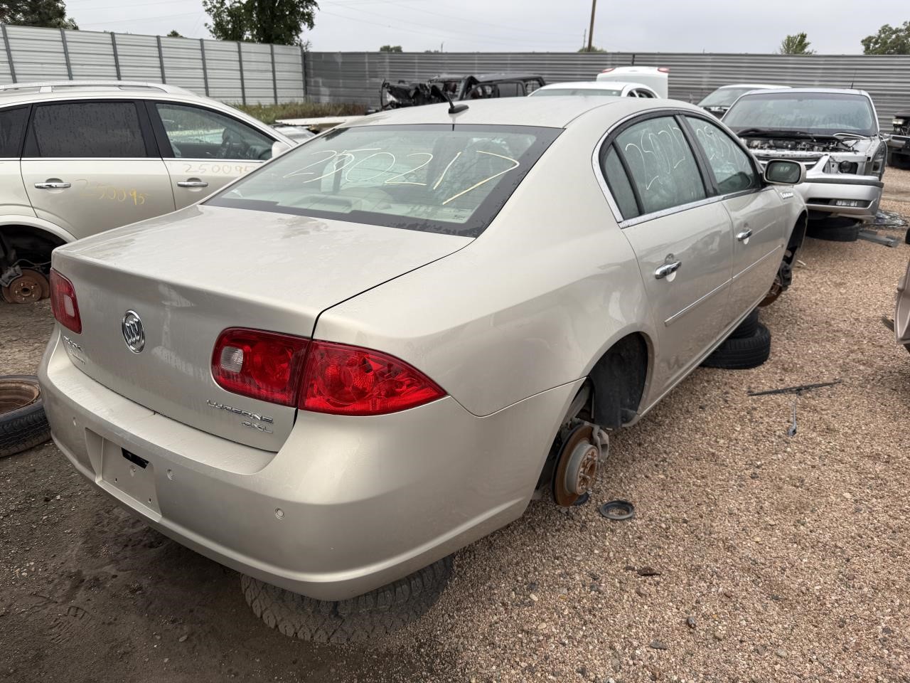 https://f005.backblazeb2.com/file/img-partshotlines-com/Inventory/EX465/Vehicle/69597_07.jpg
