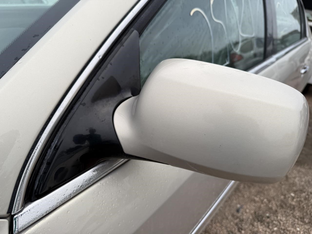 https://f005.backblazeb2.com/file/img-partshotlines-com/Inventory/EX465/Vehicle/69597_12.jpg