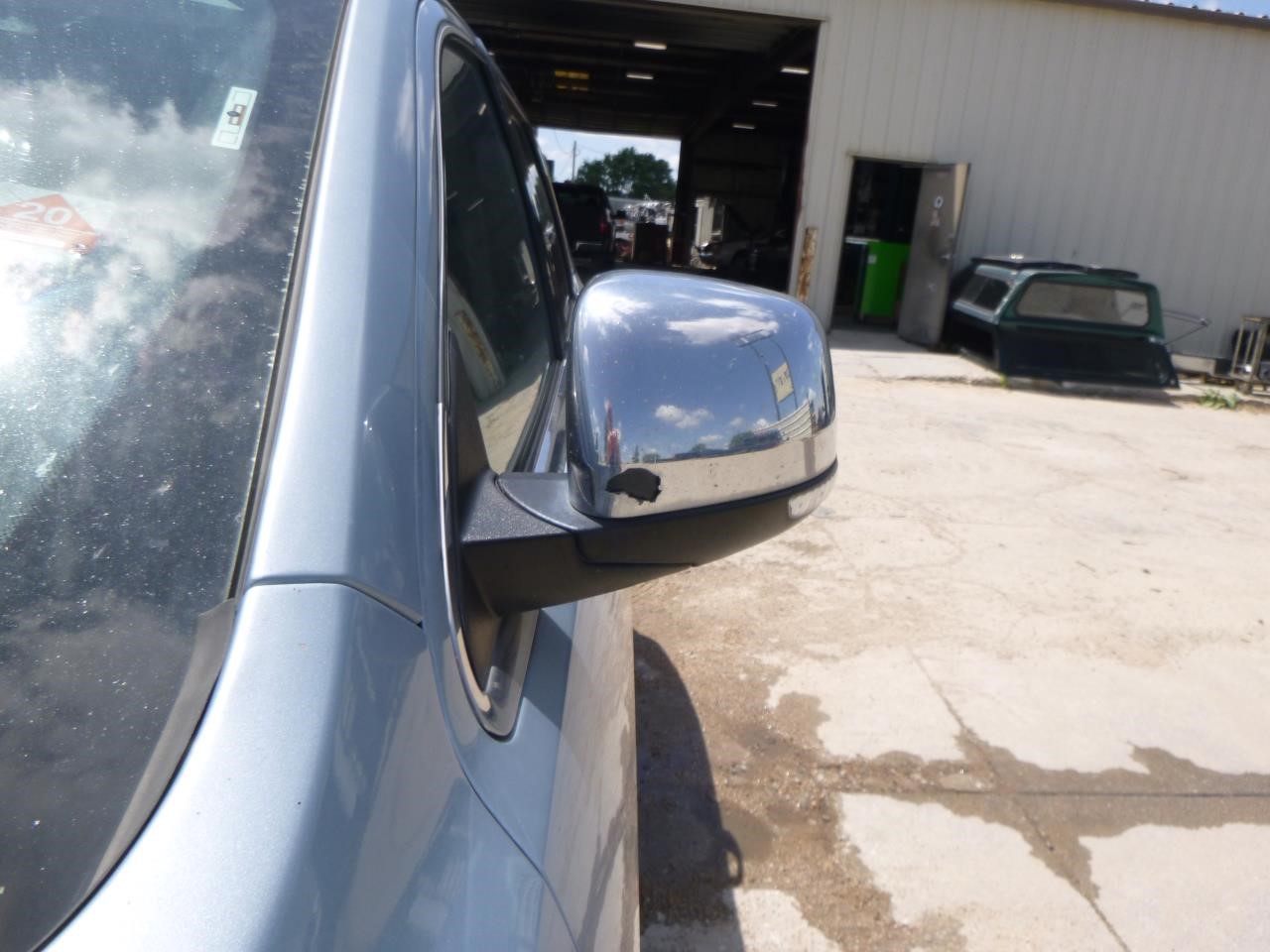 https://f005.backblazeb2.com/file/img-partshotlines-com/Inventory/EX465/Vehicle/69740_08.jpg