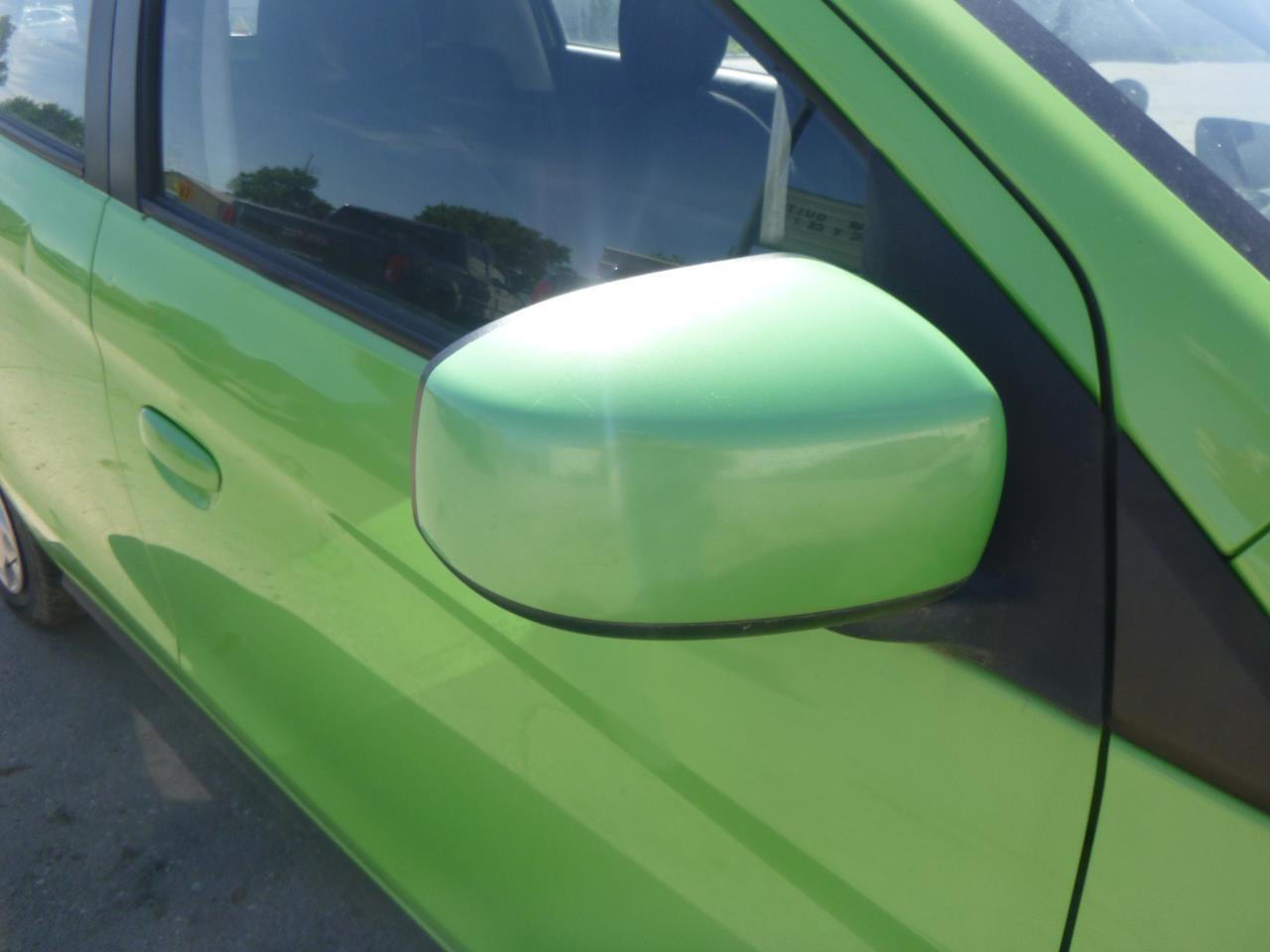https://f005.backblazeb2.com/file/img-partshotlines-com/Inventory/EX465/Vehicle/69868_06.jpg