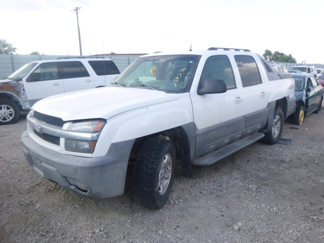 https://f005.backblazeb2.com/file/img-partshotlines-com/Inventory/EX465/Vehicle/69992_01.jpg