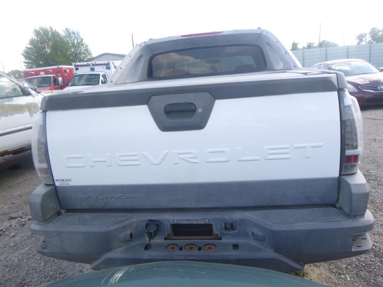 https://f005.backblazeb2.com/file/img-partshotlines-com/Inventory/EX465/Vehicle/69992_09.jpg